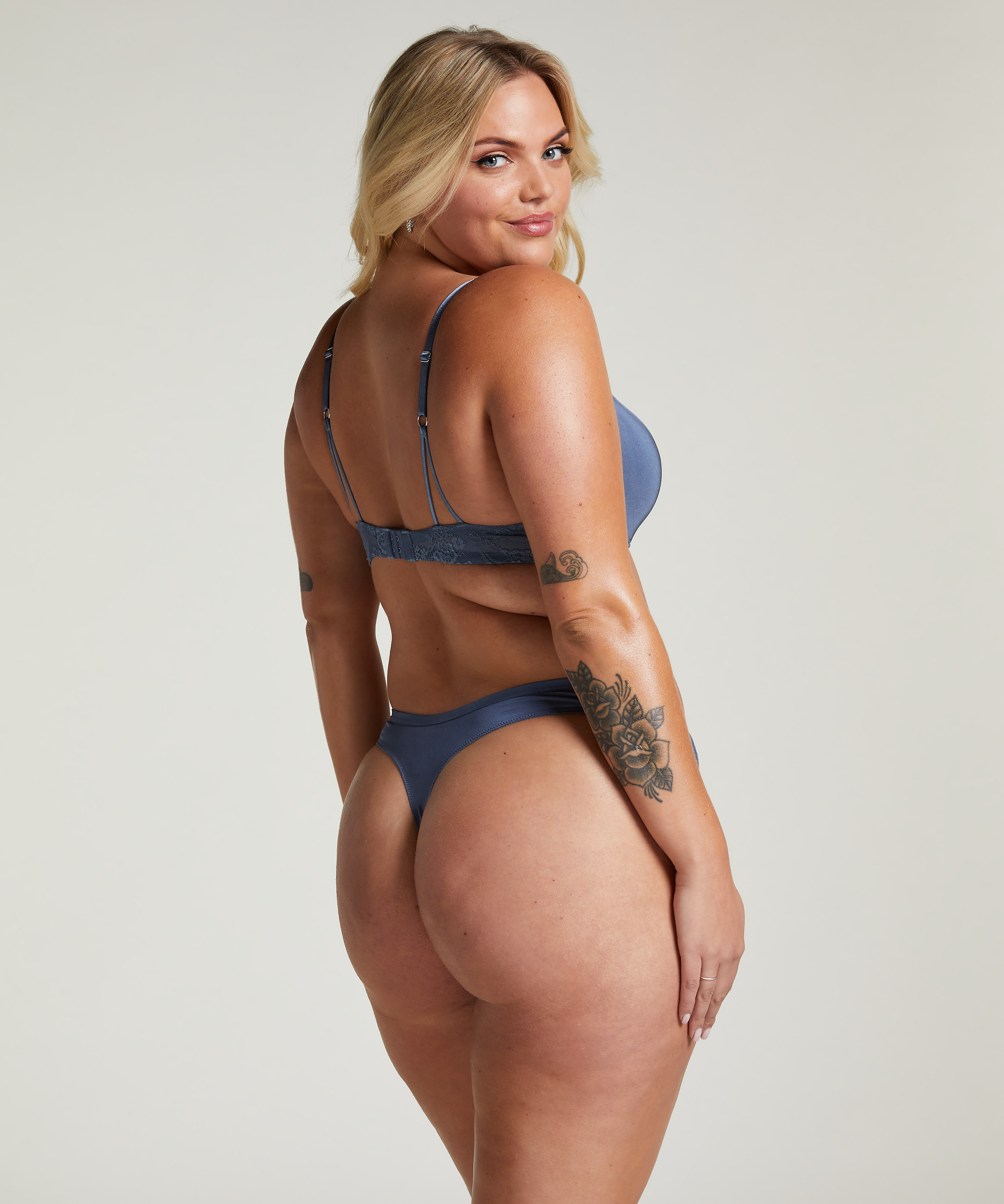 Soutien-gorge à armatures préformé Lea, Gris, main