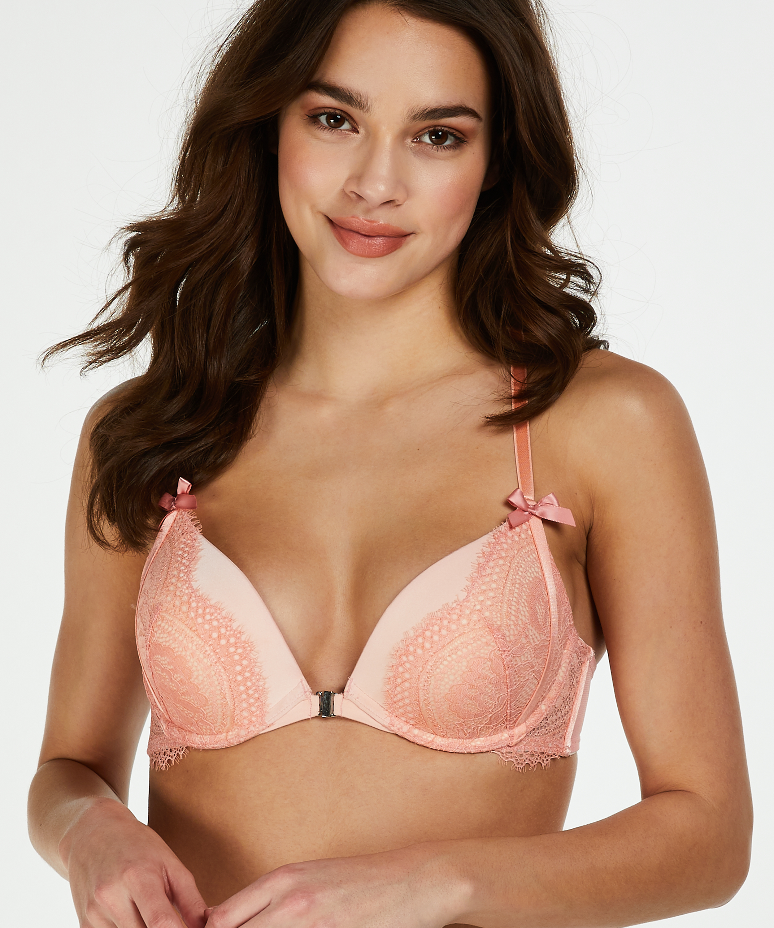 Soutien-gorge &agrave; armatures pr&eacute;form&eacute; push-up Paris, Rose, main