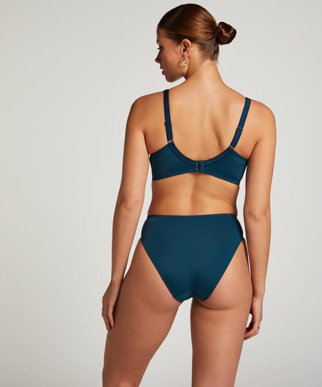 Brazilian Diva, Blauw