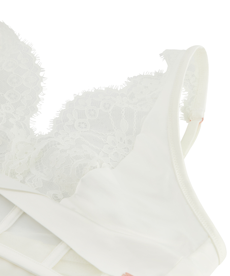 Brassi&egrave;re Akelai, Blanc