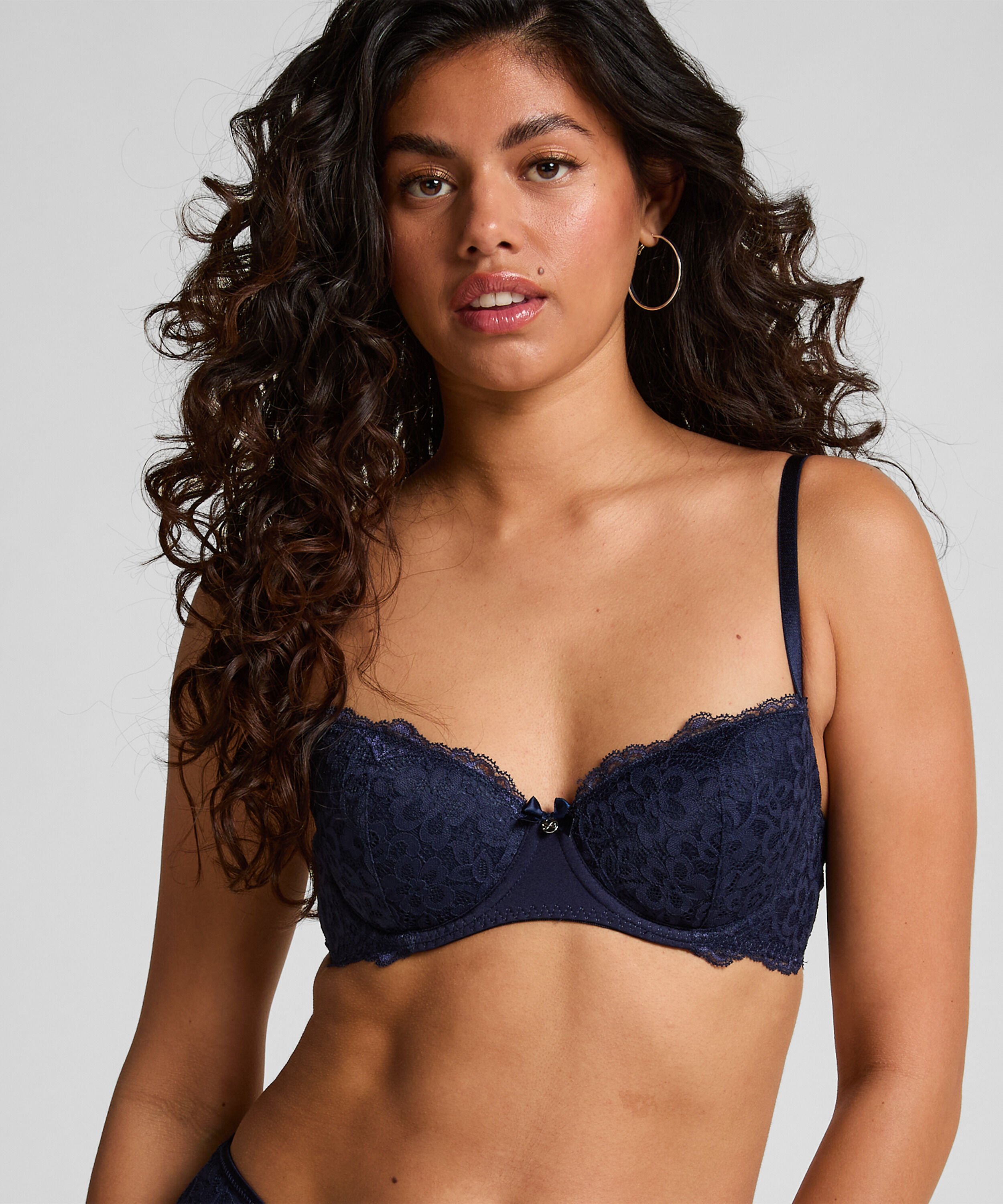 Voorgevormde beugel bh Marine, Blauw Voorgevormde beugel bh Marine, Blauw