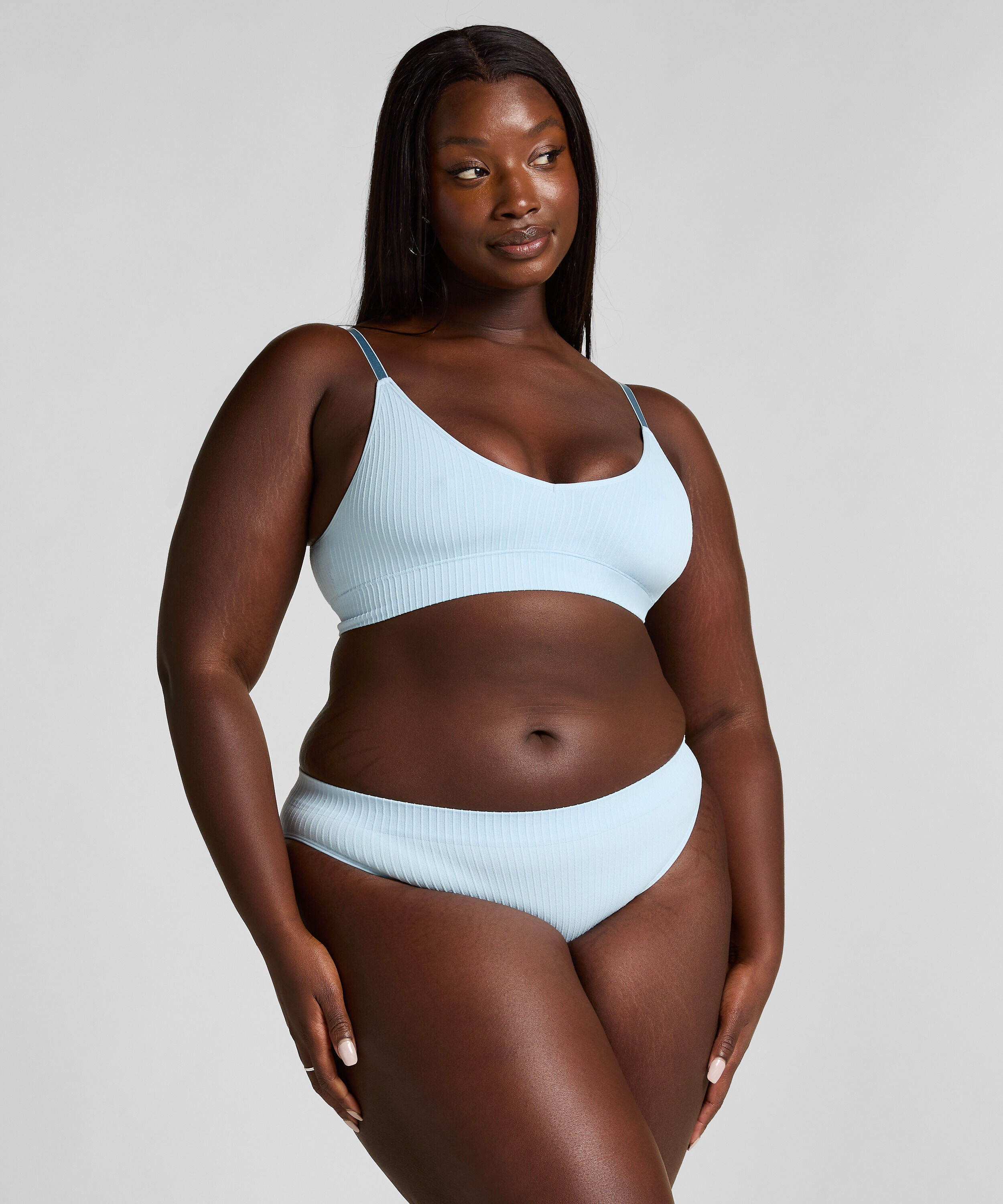 Brazilian Dianne, Blauw