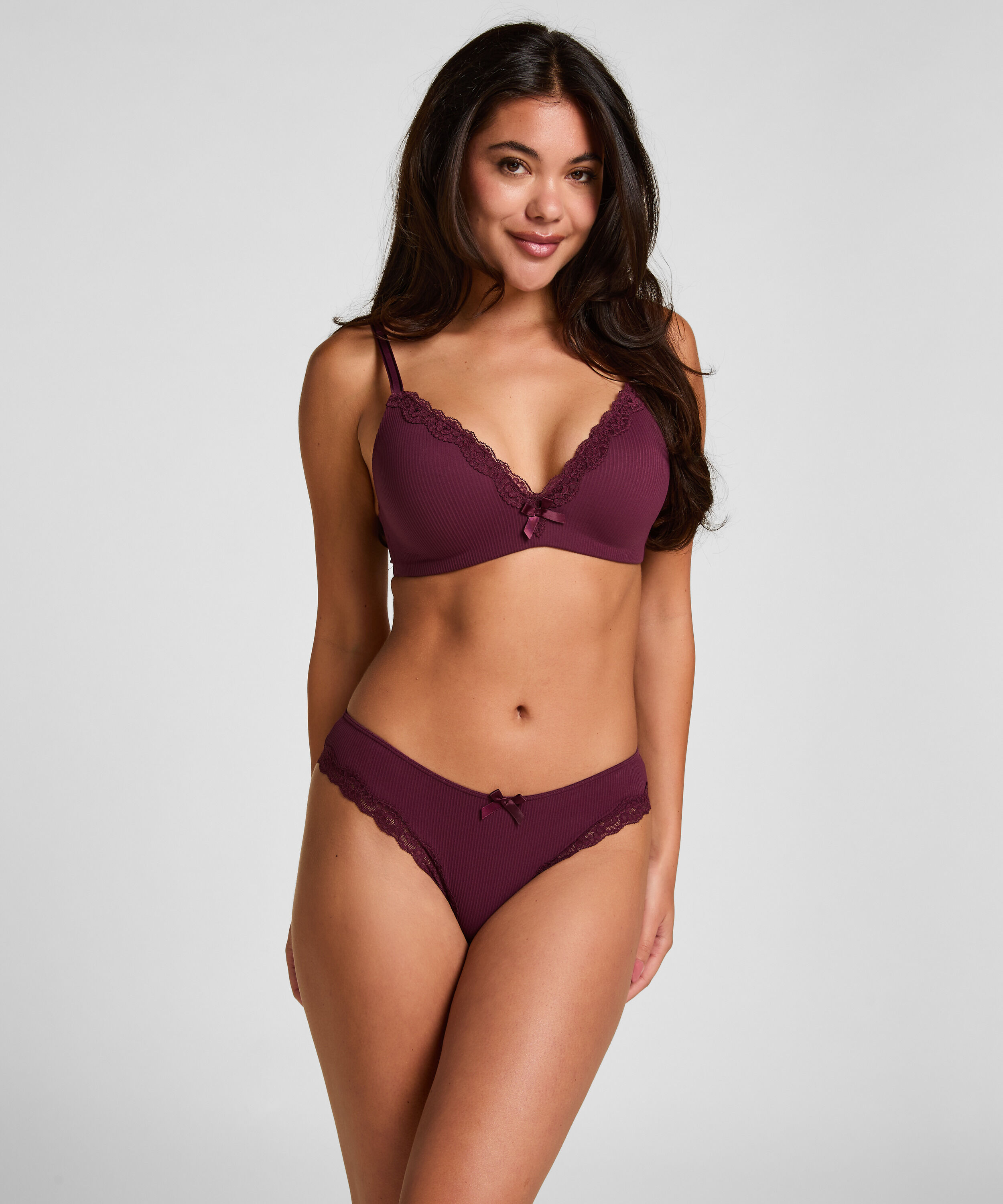 Slip brésilien Lola, Pourpre