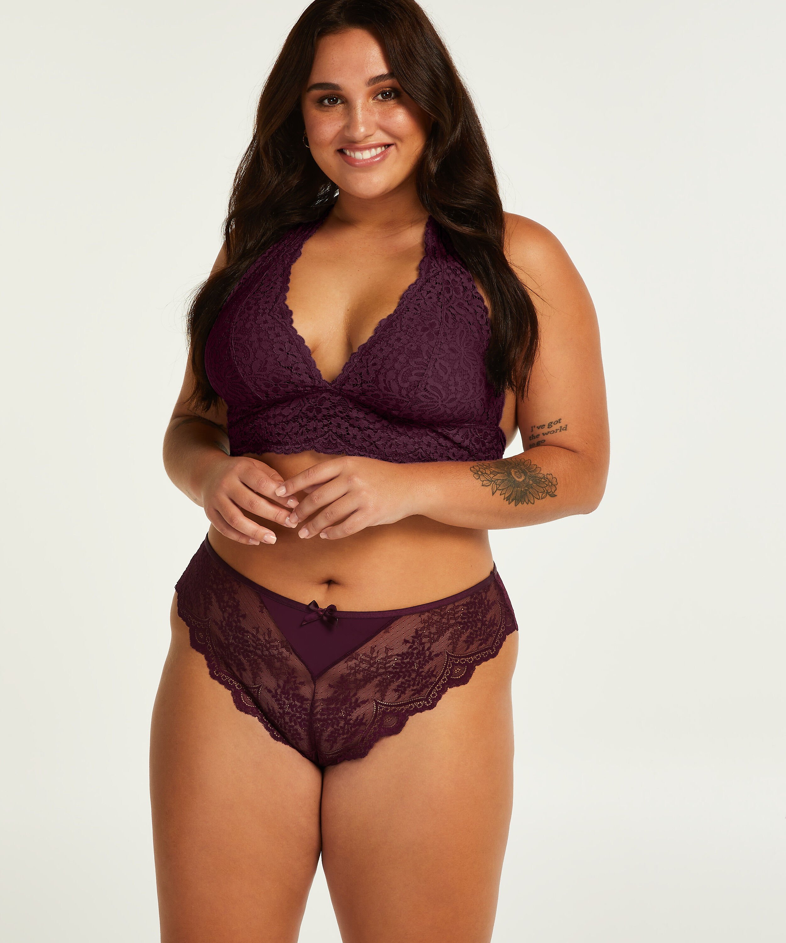 Slip brésilien échancré Heira Curvy, Pourpre