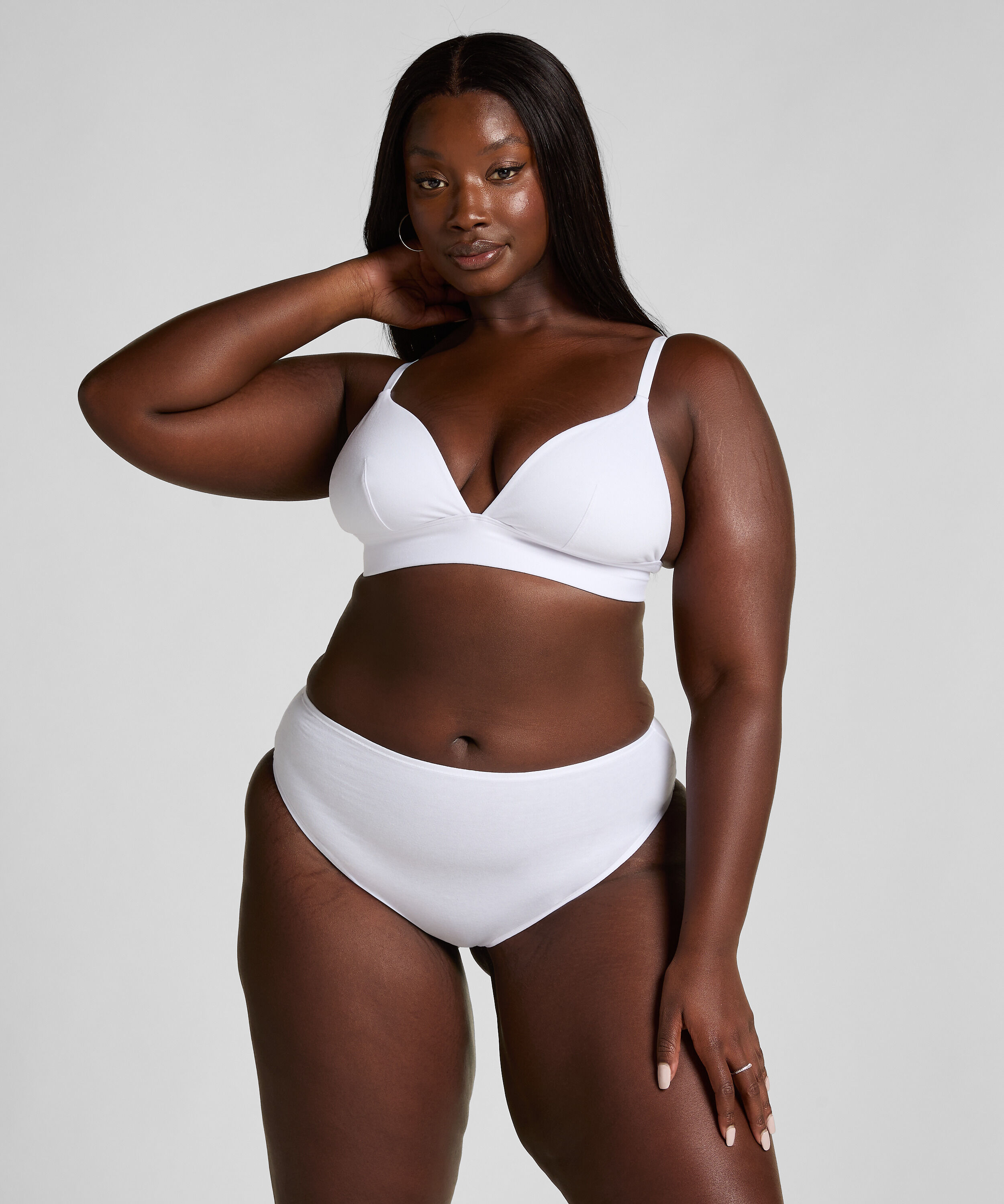 Culotte brésilienne jambe haute coton