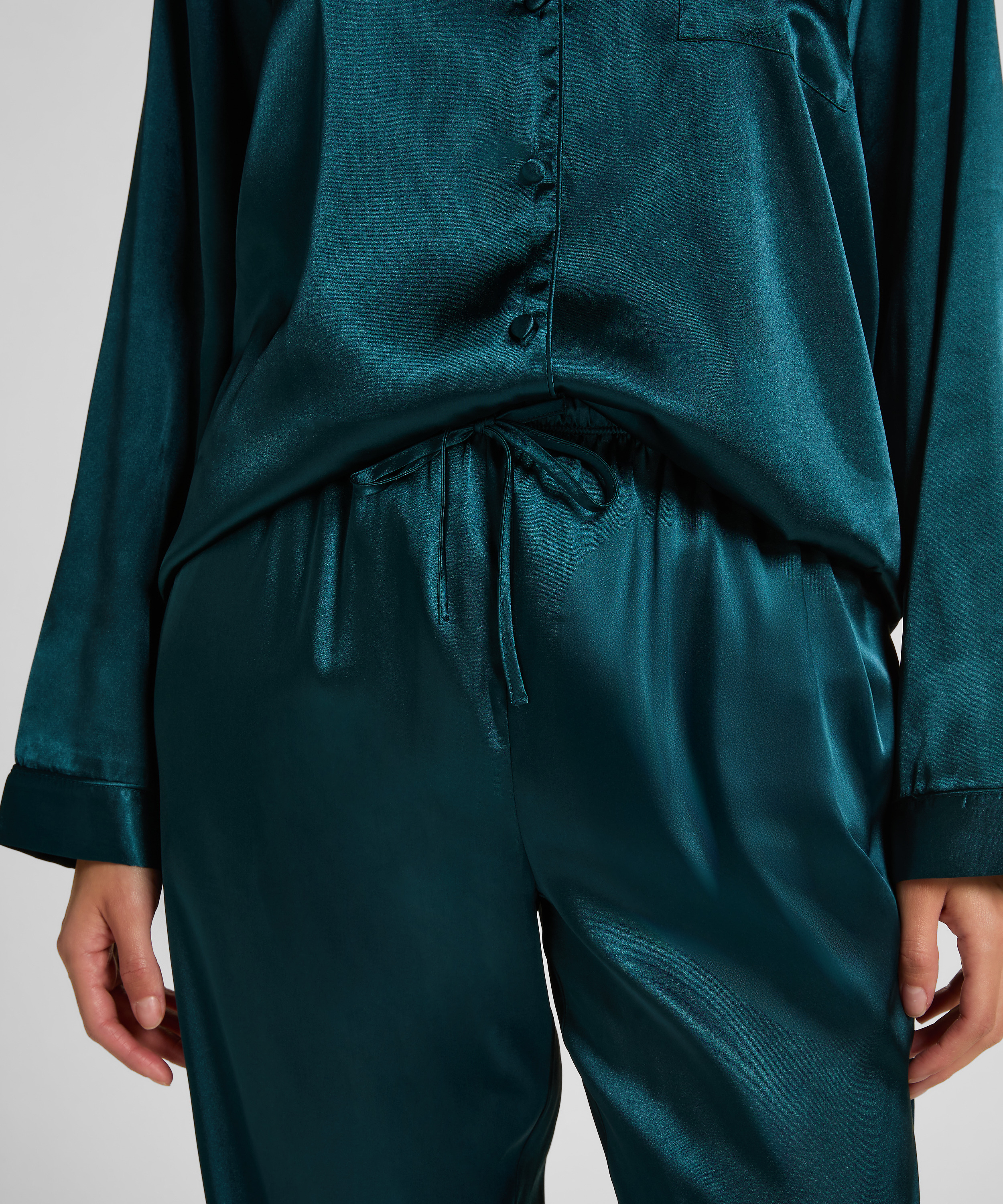 Ensemble de pyjama en satin Shiny, Bleu, main