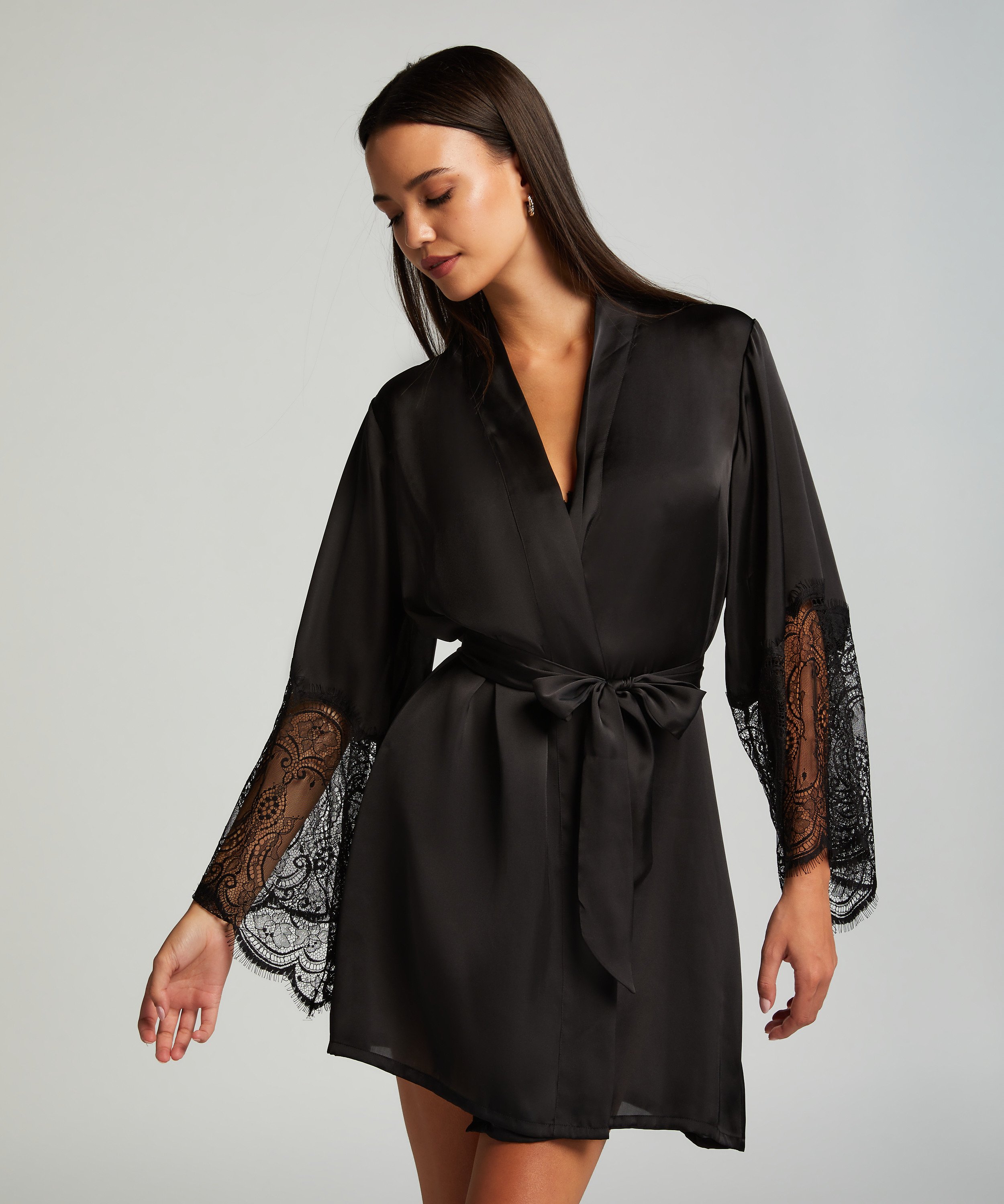 Kimono Lace Satin, Noir, main