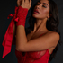 Menottes Dentelle, Rouge
