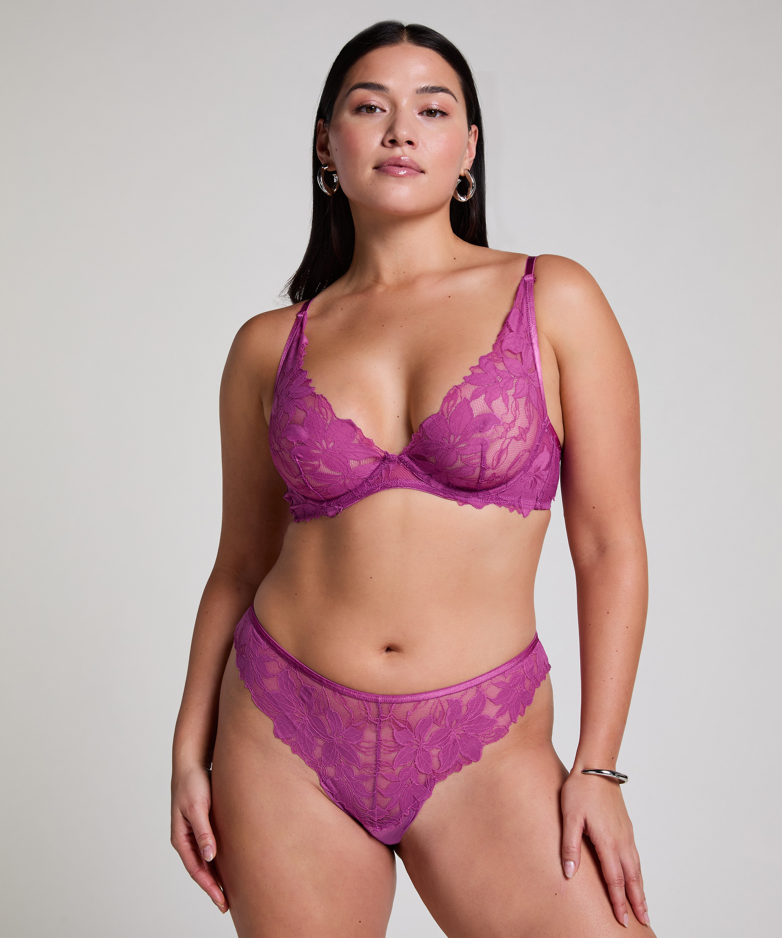 Soutien-gorge &agrave; armatures non-pr&eacute;form&eacute; Ingrid, Pourpre, main
