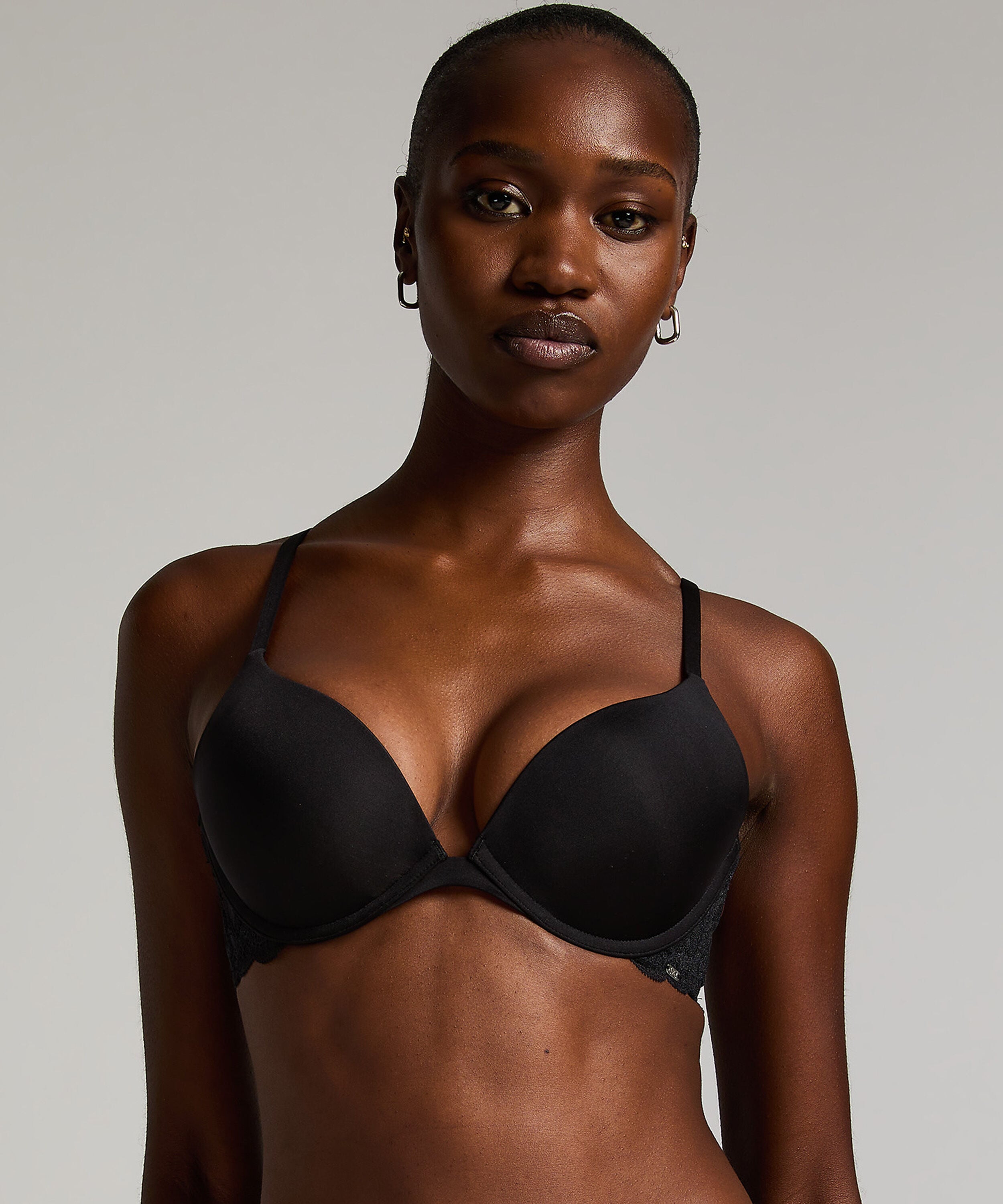 Voorgevormde push-up beugel bh Angie