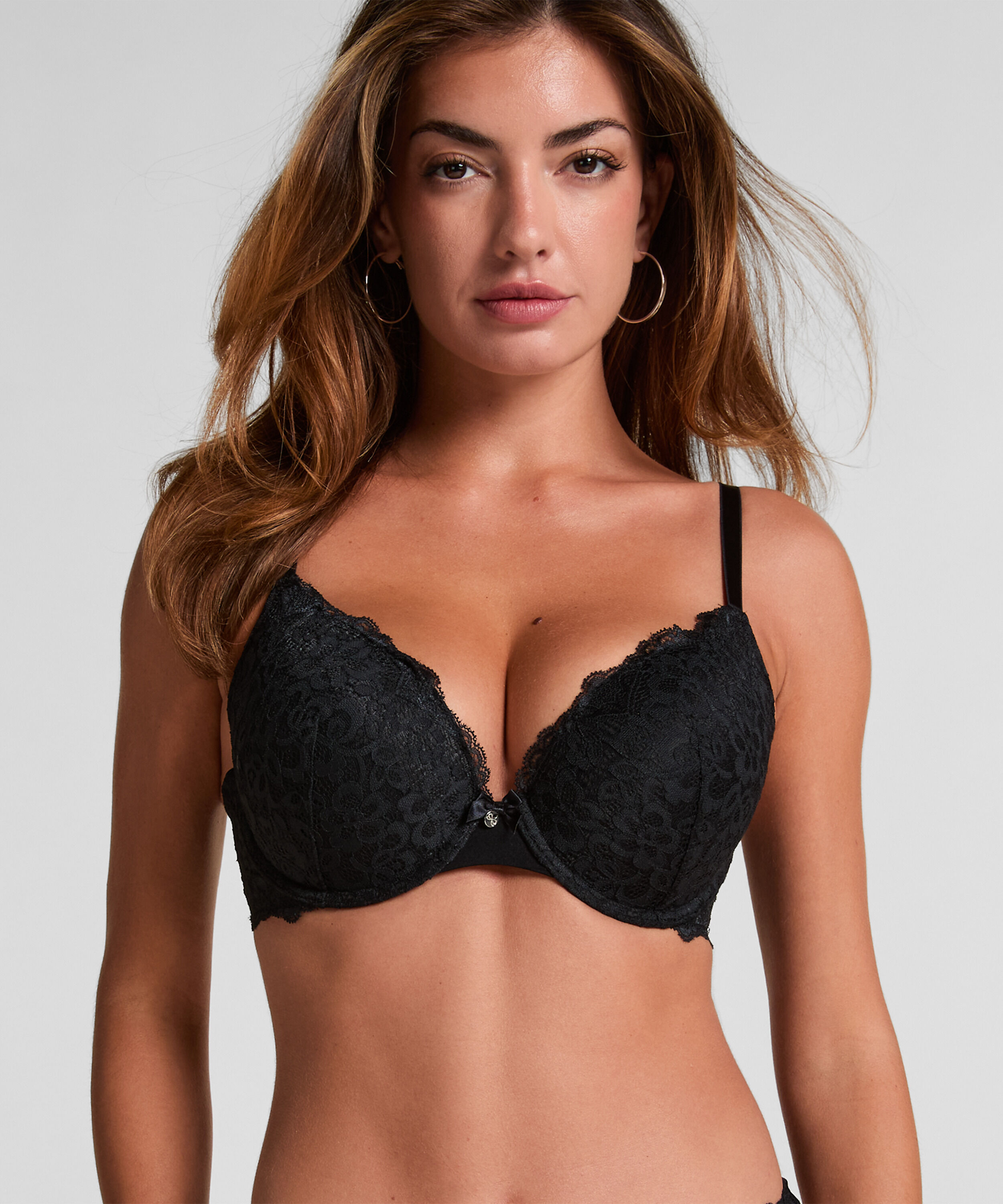Soutien-gorge &agrave; armatures pr&eacute;form&eacute; push-up Marine, Noir