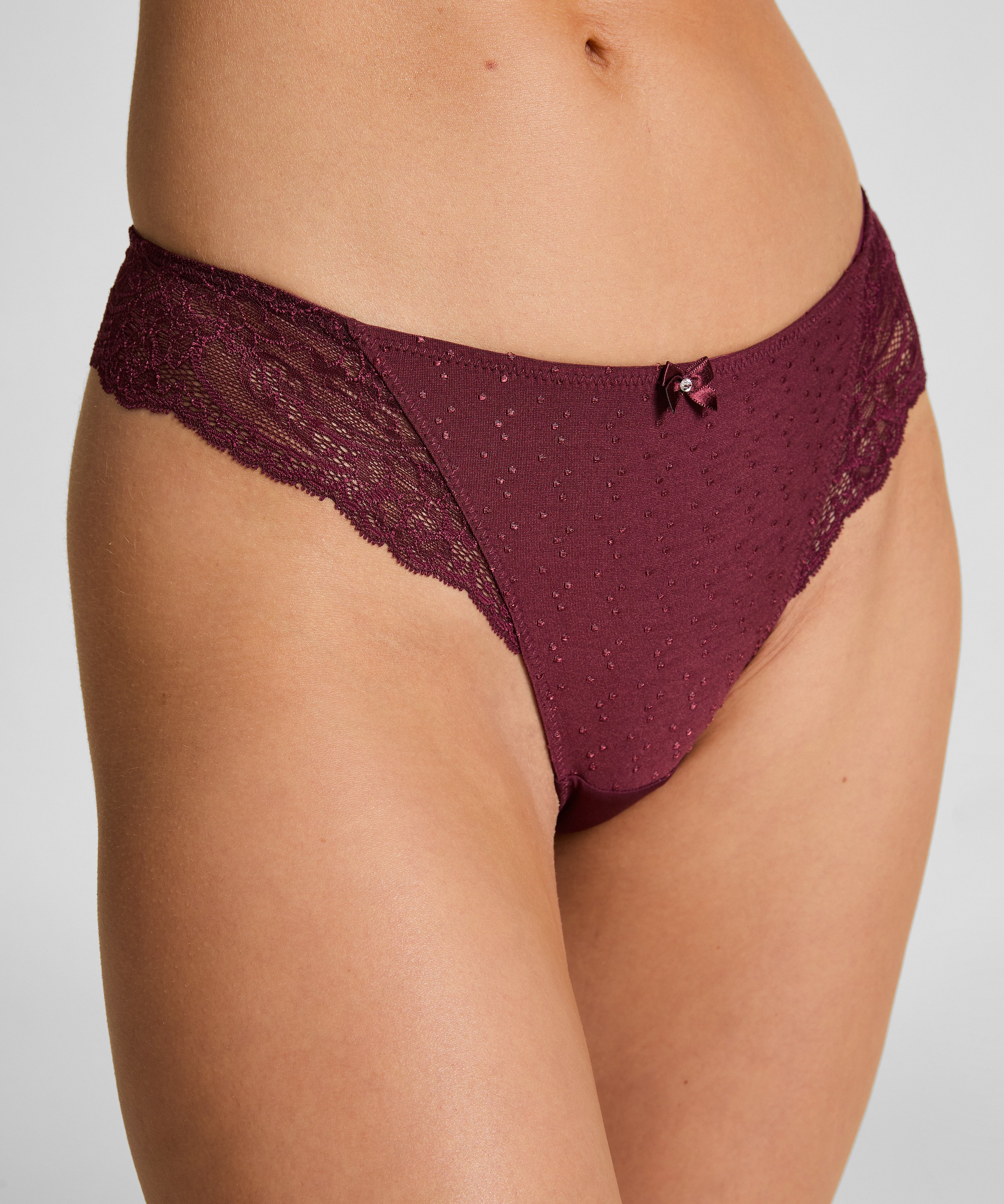 String Sophie, Rood, main