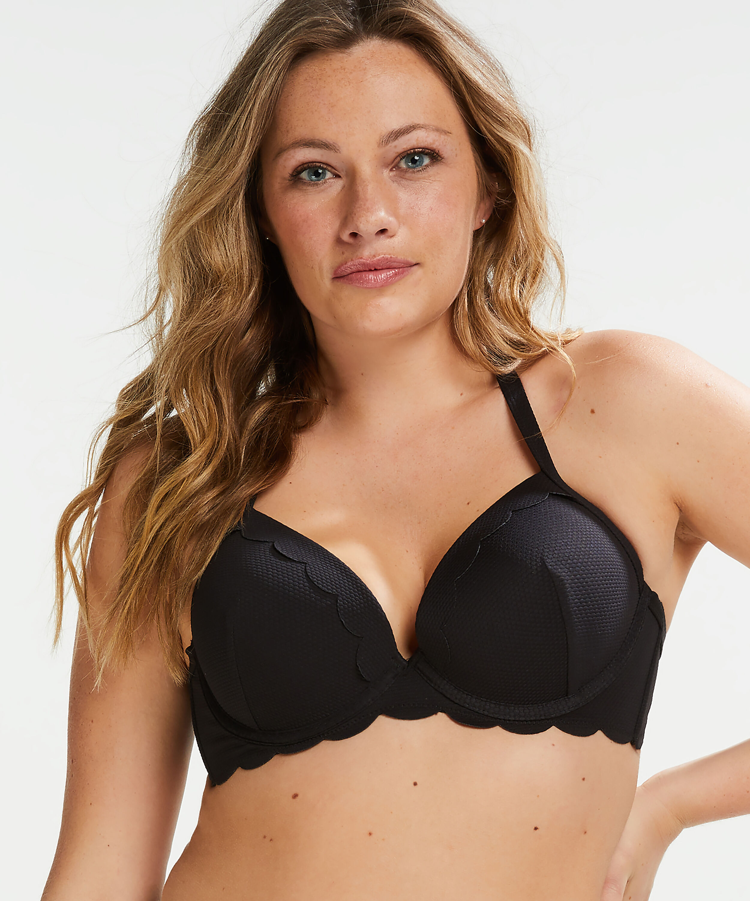 Haut de bikini à armatures préformé Scallop Taille E +, Noir