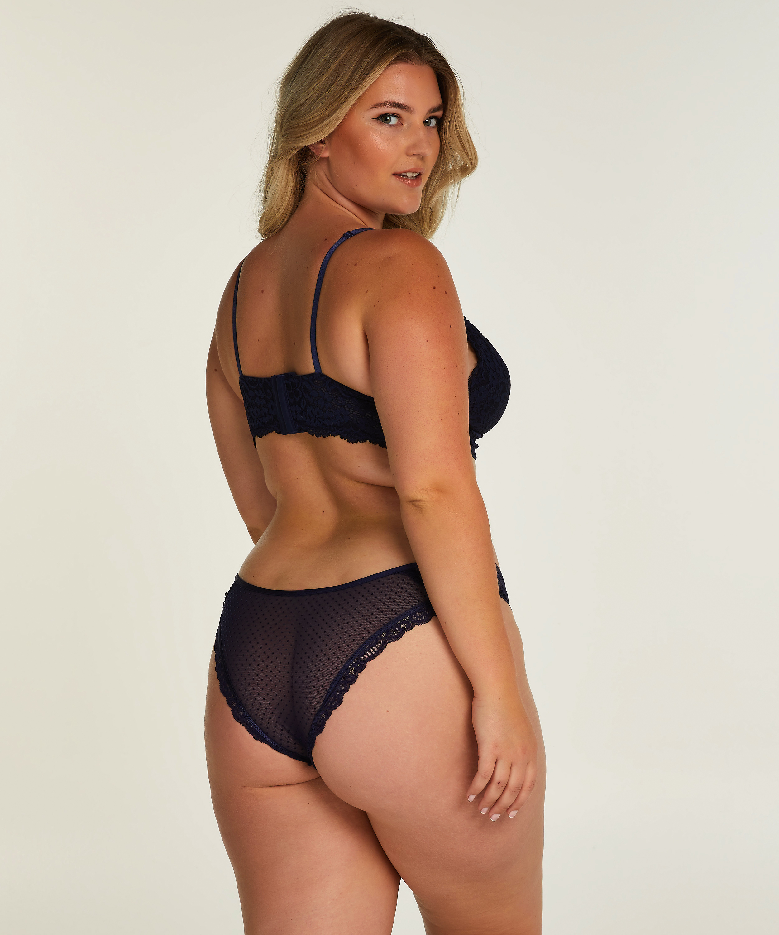 Slip br&eacute;silien Indi, Bleu, main