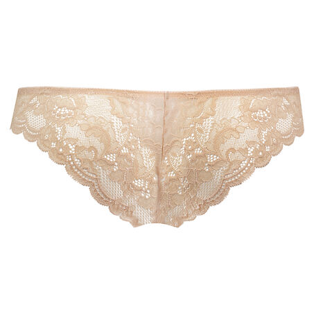 Brazilian Angie, Huidskleur