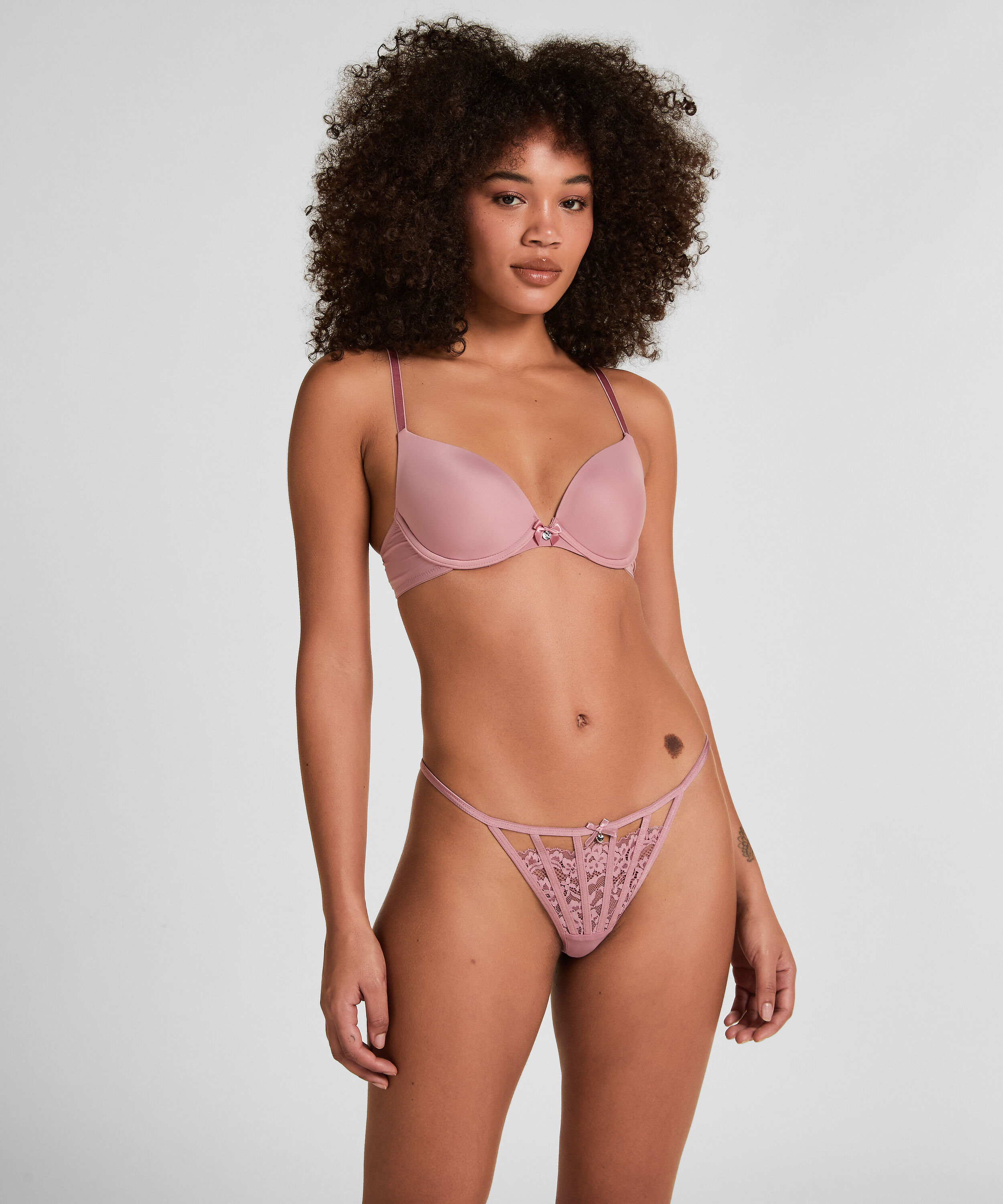 String Maxime, Rose String Maxime, Rose