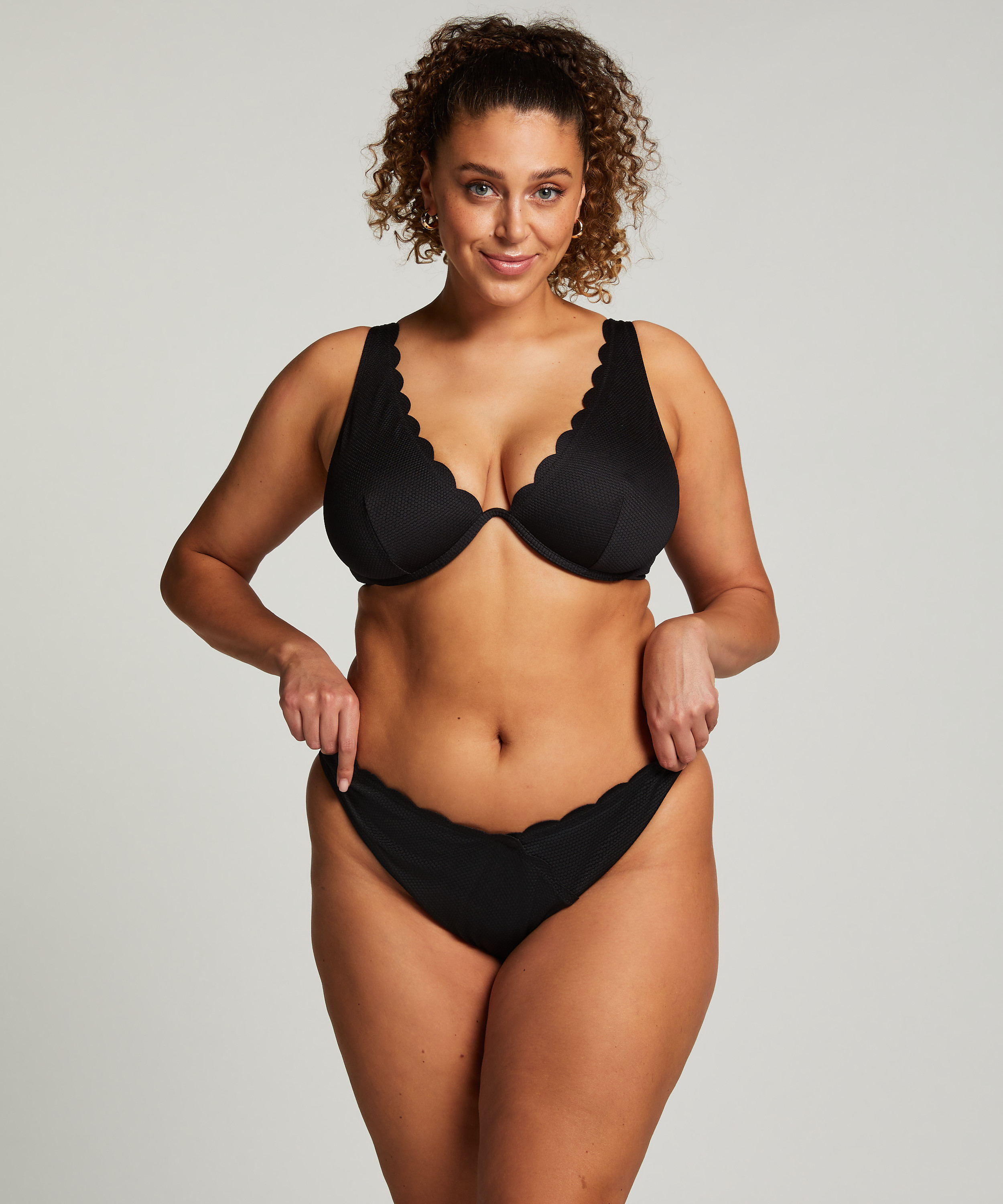 Slip de Bikini &Eacute;chancr&eacute;s Scallop, Noir, main