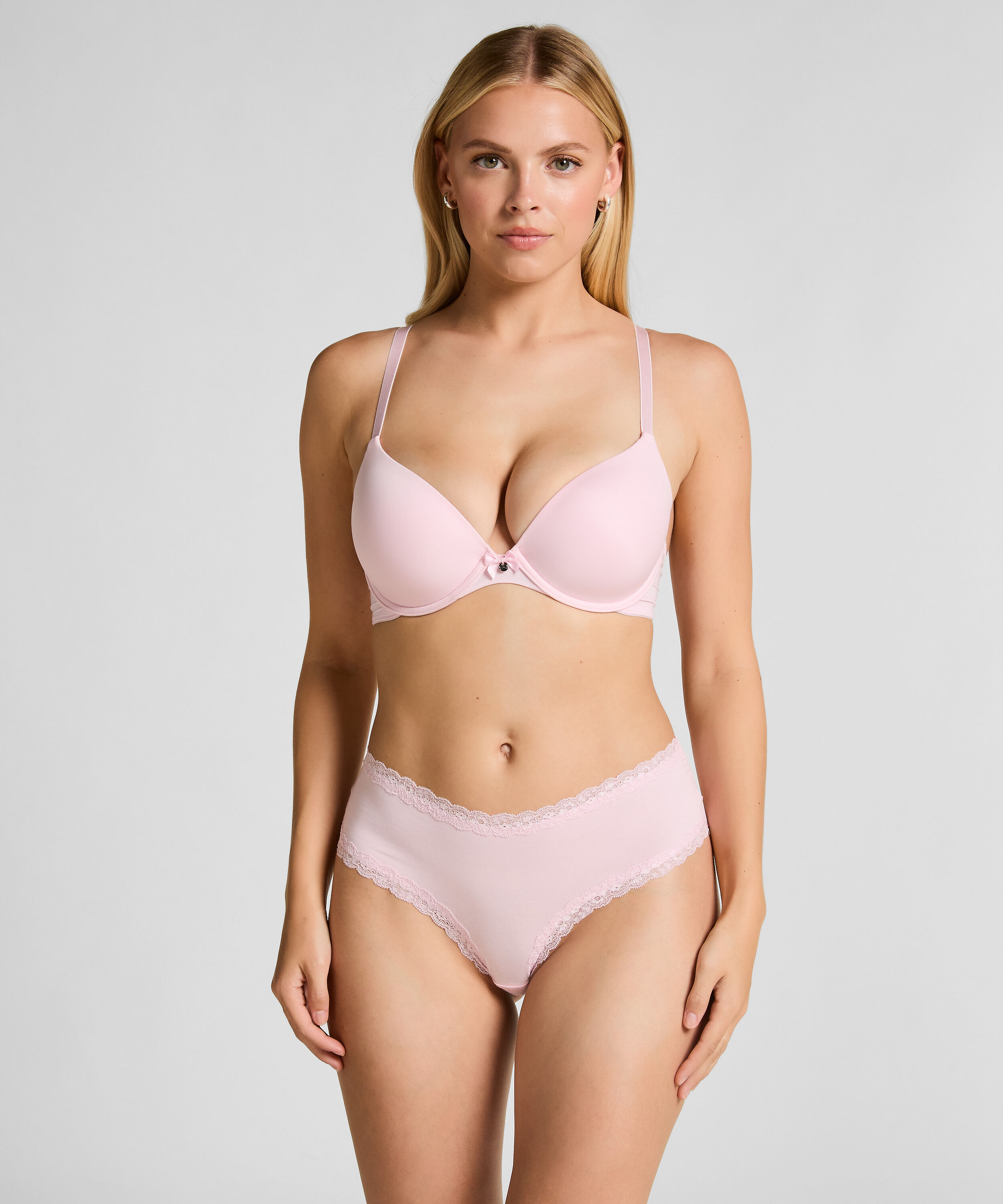 Brazilian Alex, Roze