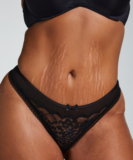 String Kailey, Zwart