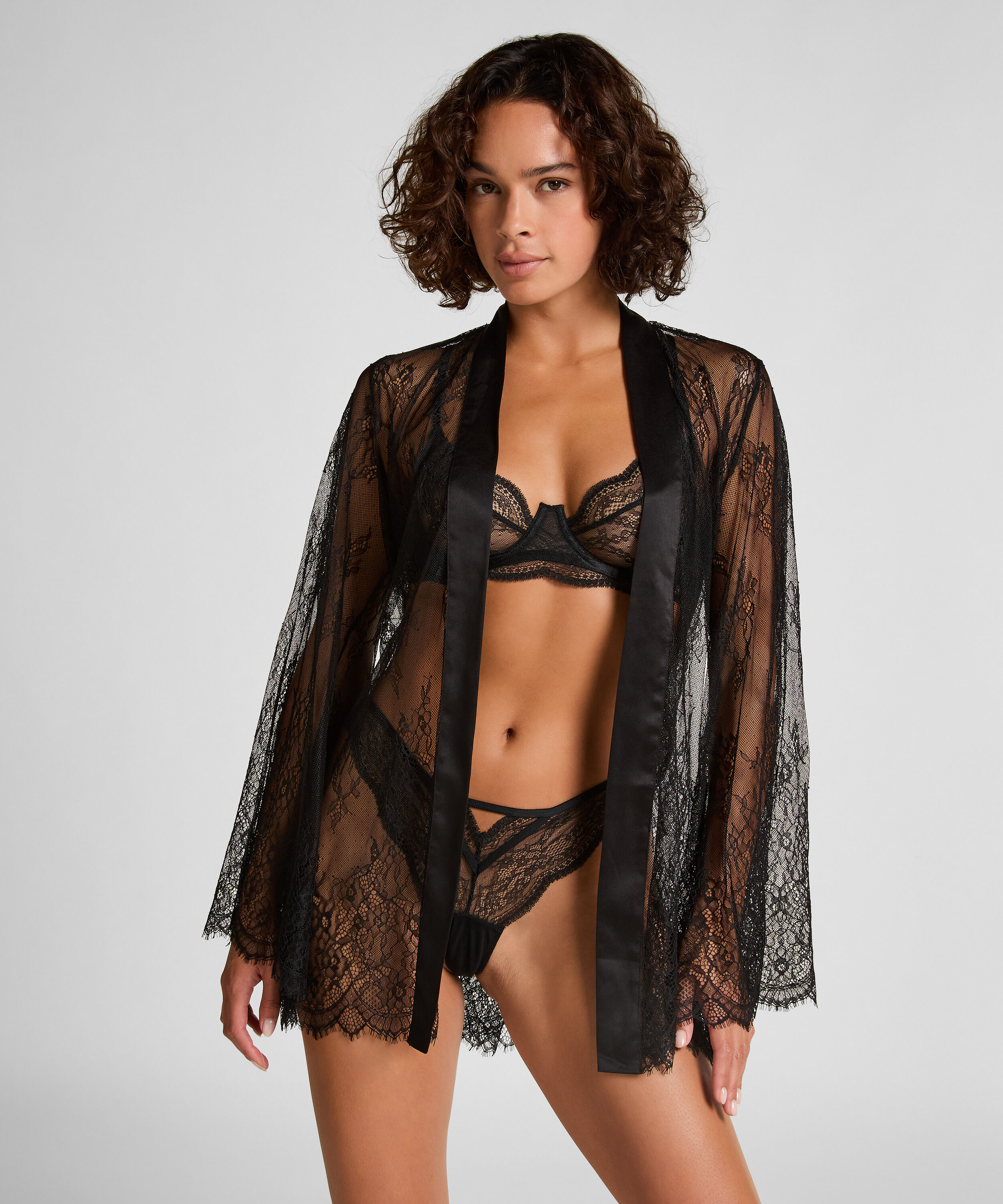 Kimono Allover Lace, Zwart