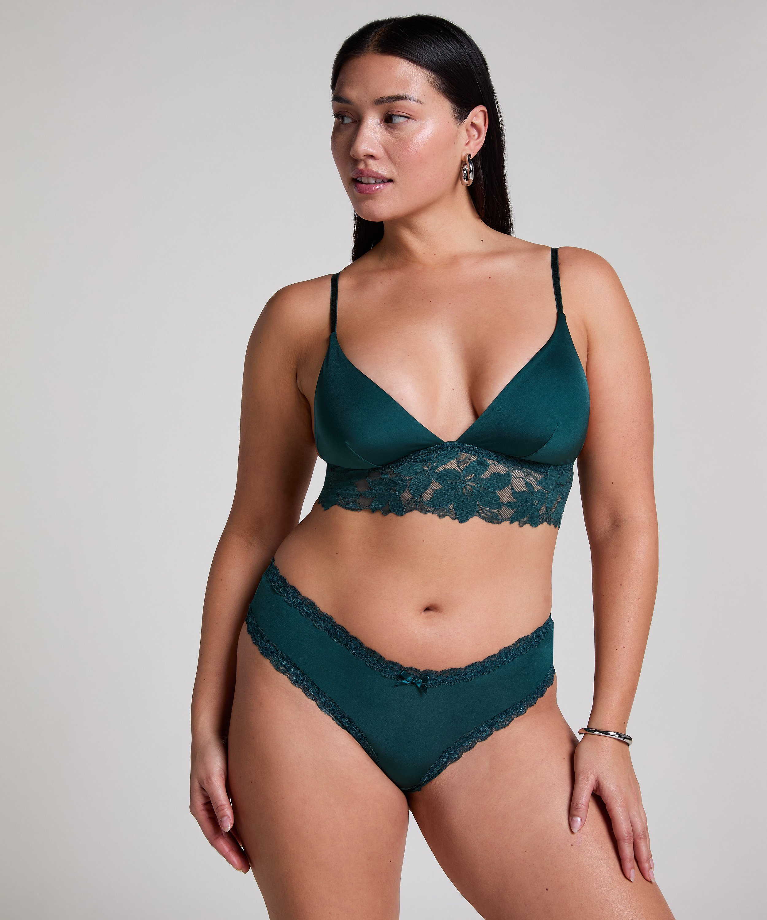 Brazilian V-shape mesh, Groen, main