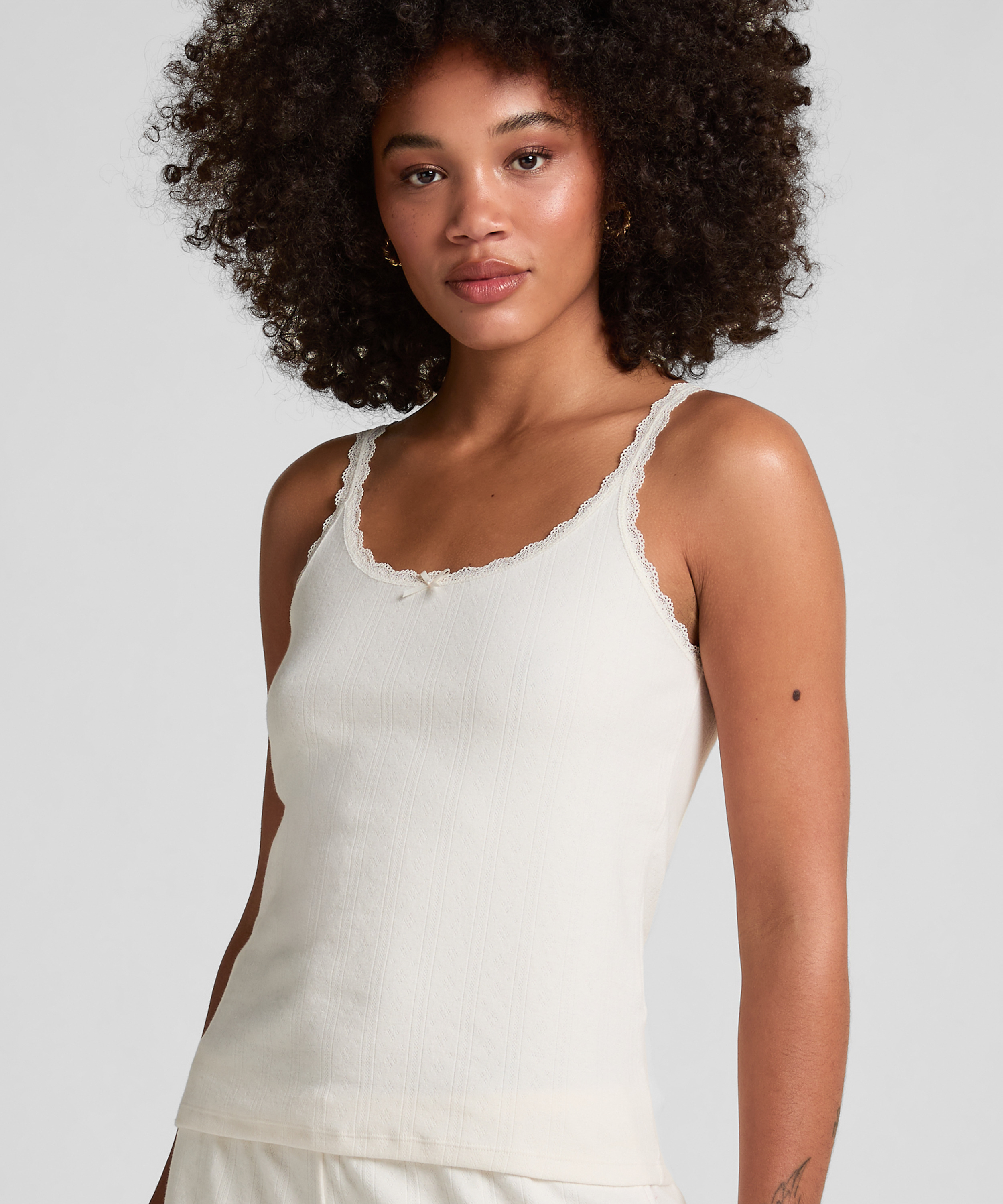 D&eacute;bardeur Pointelle, Blanc, main