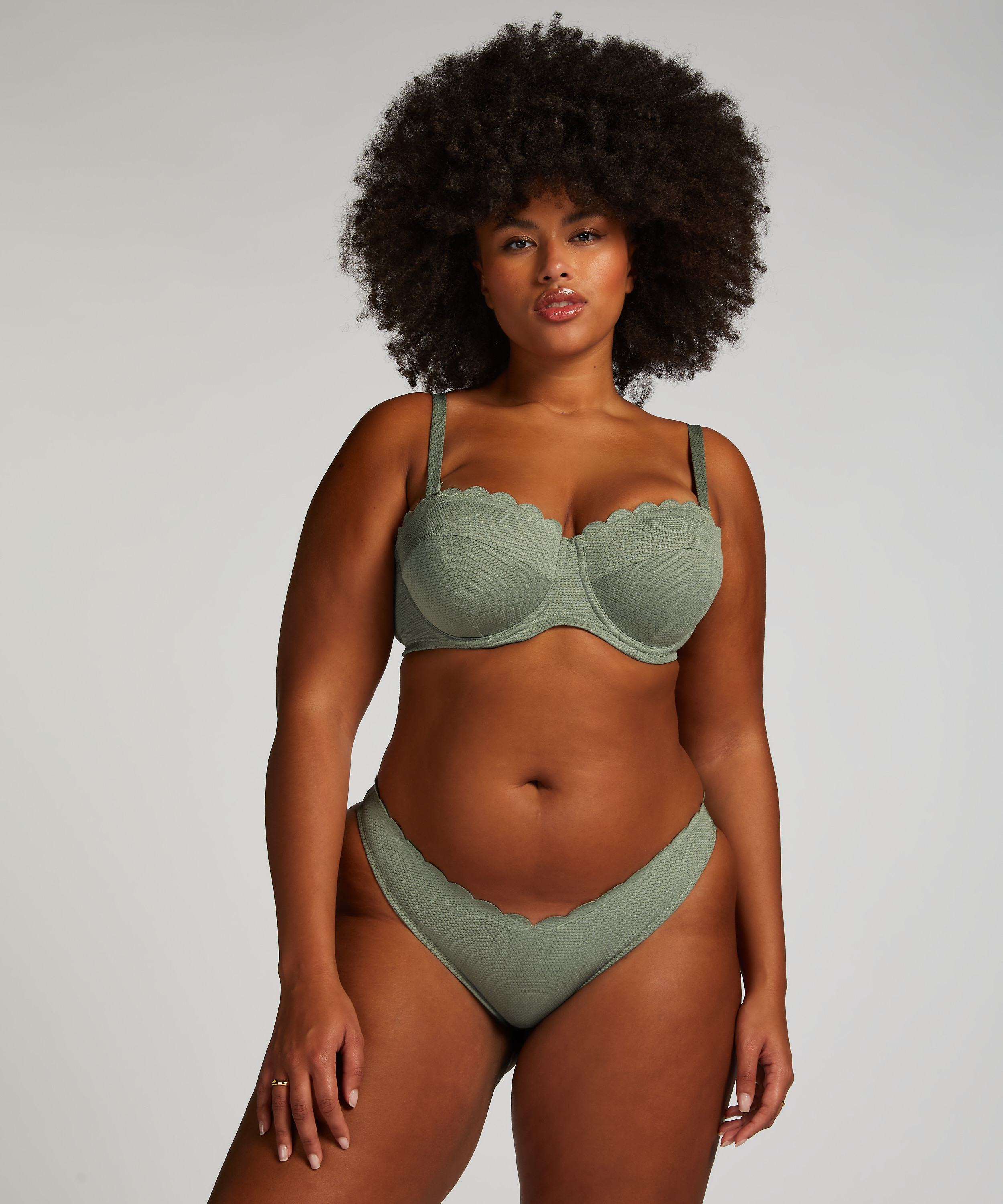 Voorgevormde beugel bikinitop Scallop Cup E +, Groen, main