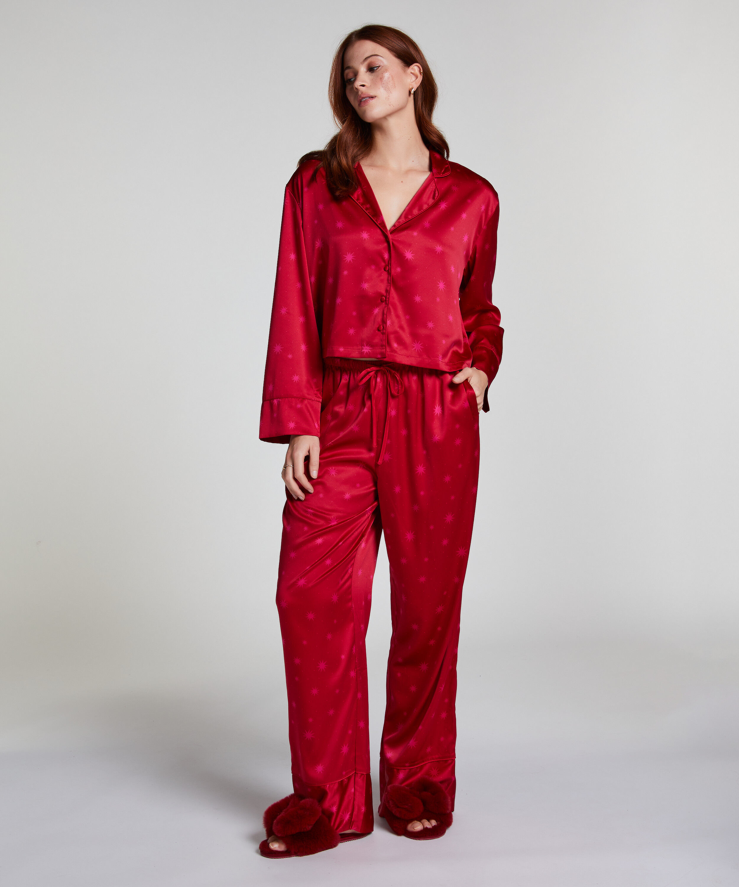 Broek Satijn, Rood