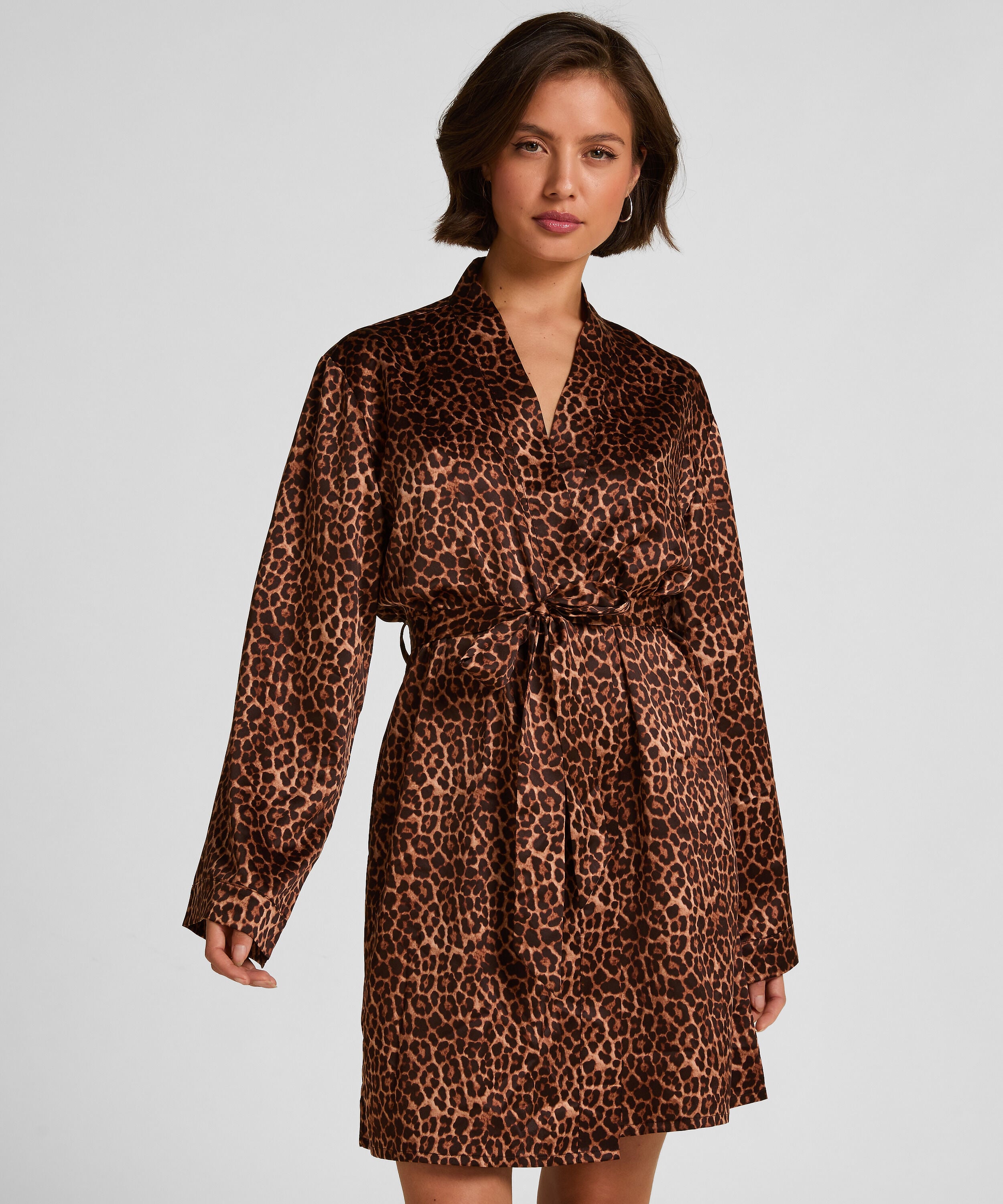 Kimono Satin, Zwart