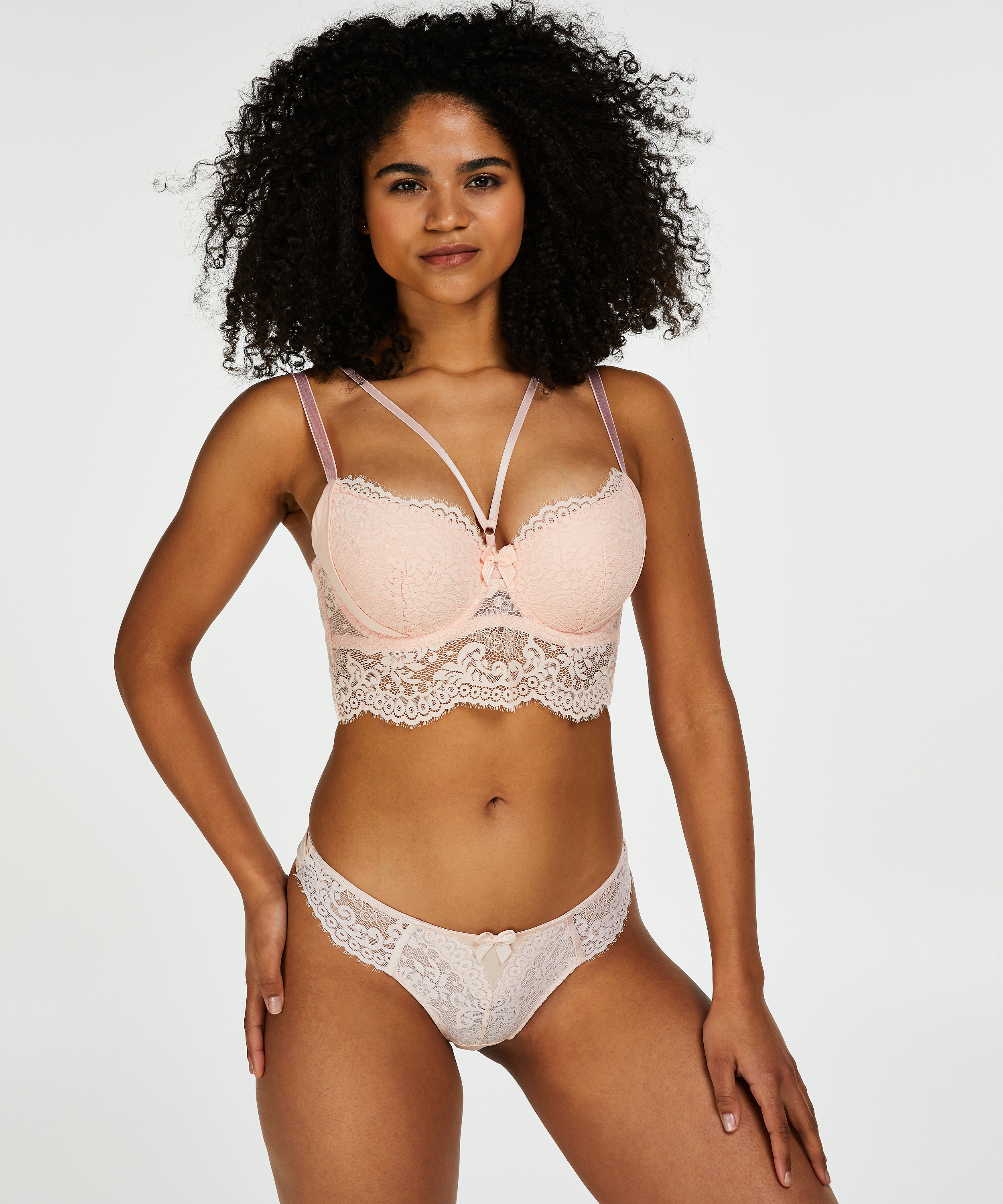 Soutien-gorge à armatures préformé longline Dide, Rose, main