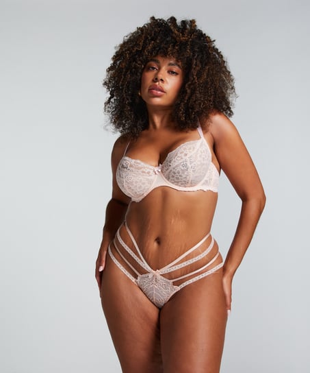 String Lorraine, Roze