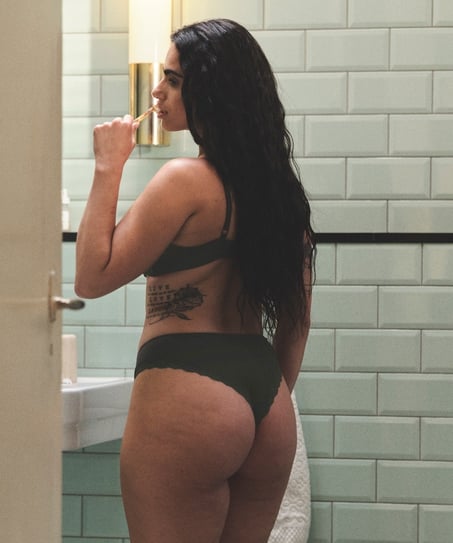 Brazilian Lola, Groen