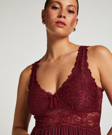 Nuisette Nora dentelle, Pourpre