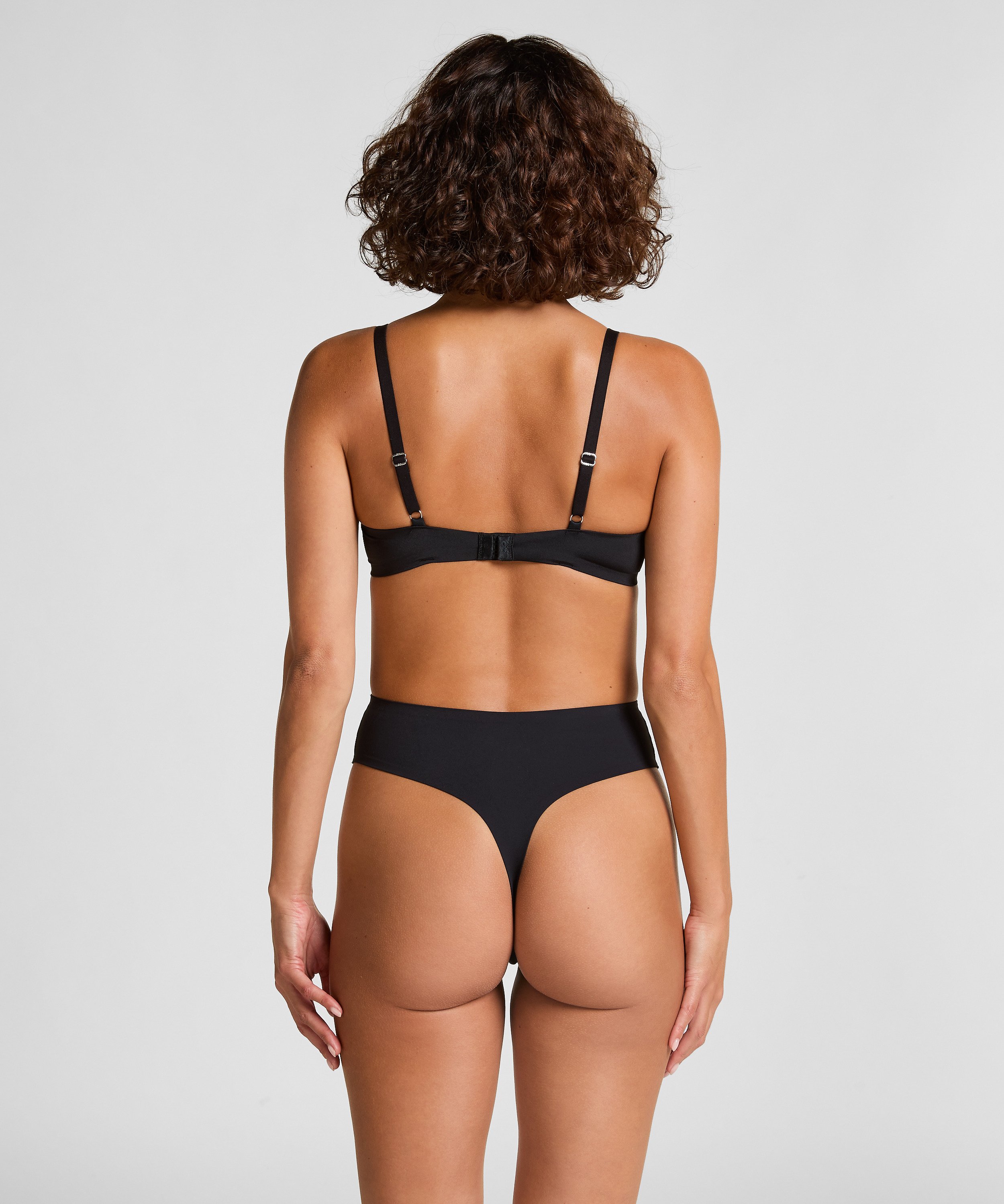 Voorgevormde push-up beugel bh Smooth, Zwart, main