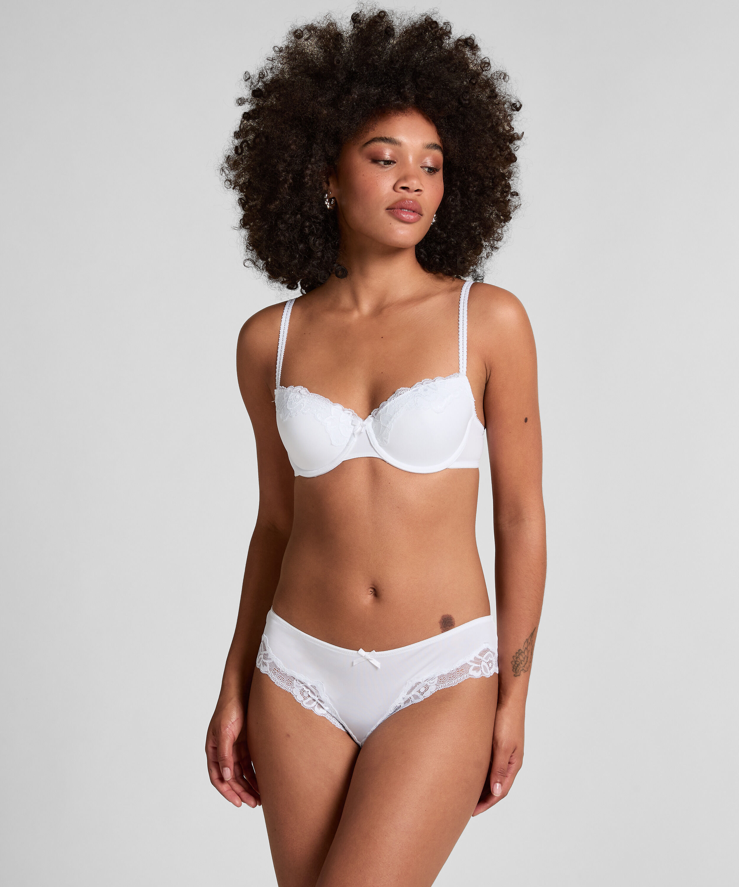 Soutien-gorge &agrave; armatures pr&eacute;form&eacute; Secret Lace, Blanc