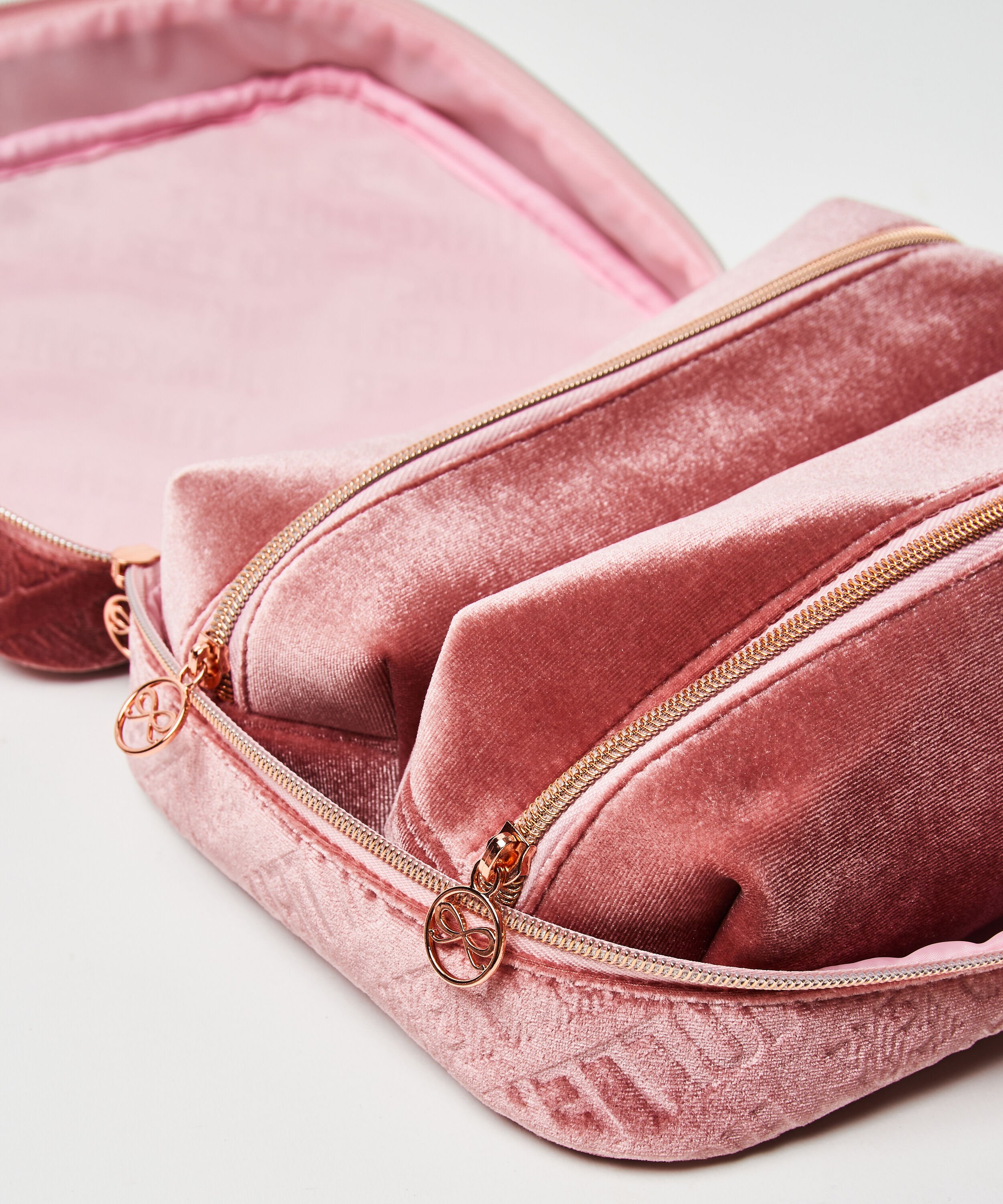 Leuke make up cheap tasjes