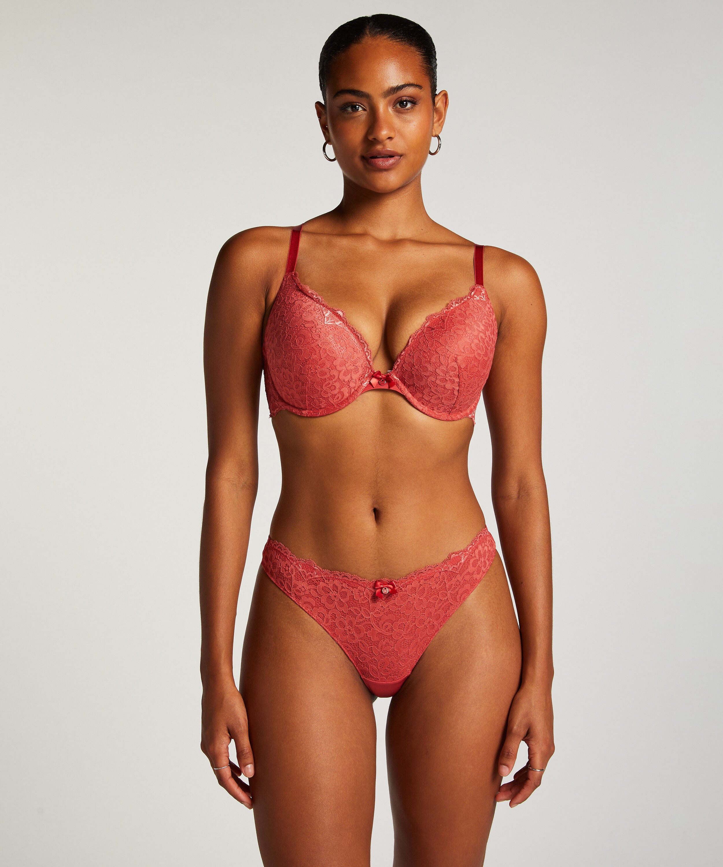 String Marine, Rood