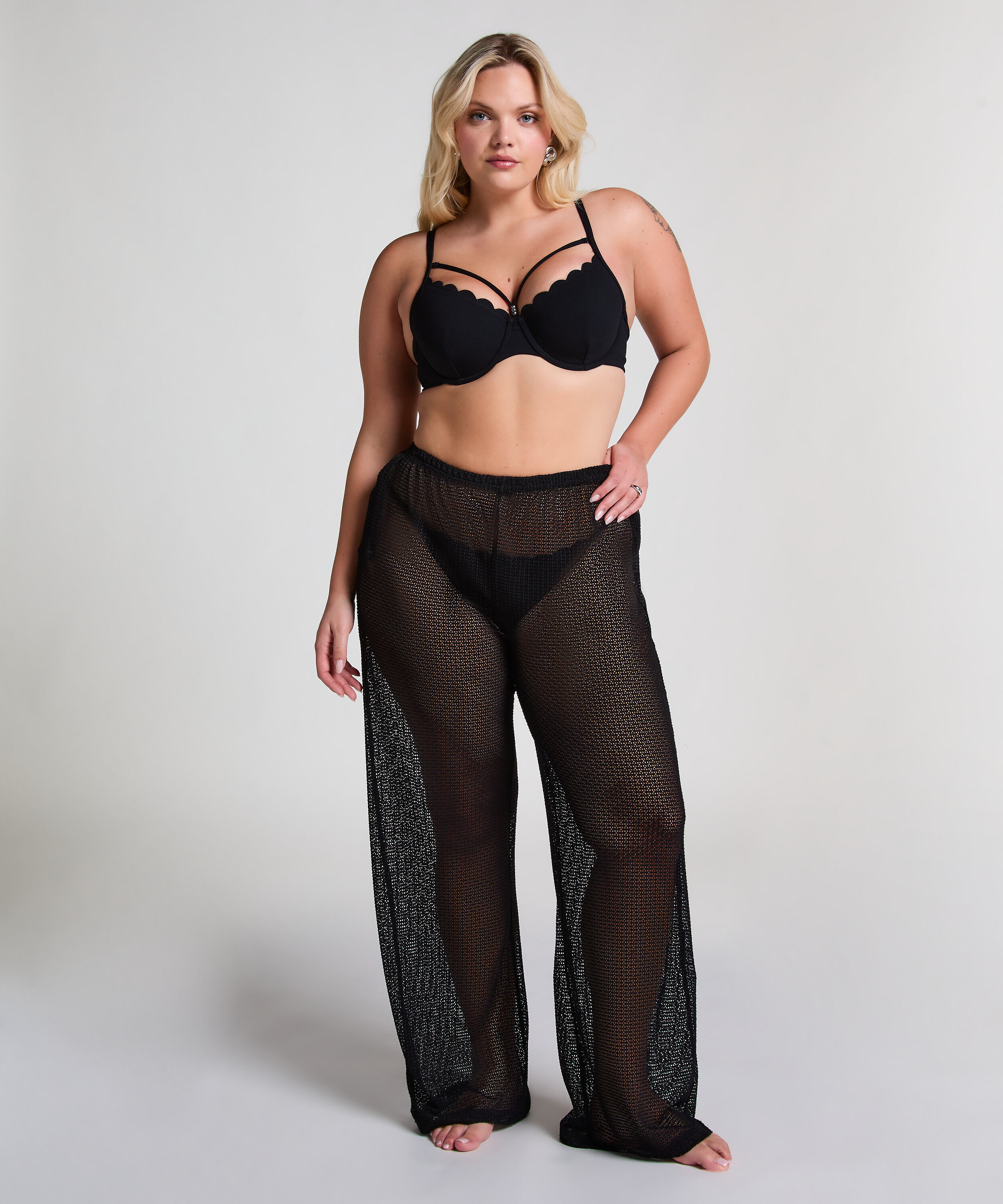 Gebreide Strandbroek, Zwart