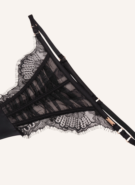 Tanga jambes hautes Cynthia, Noir