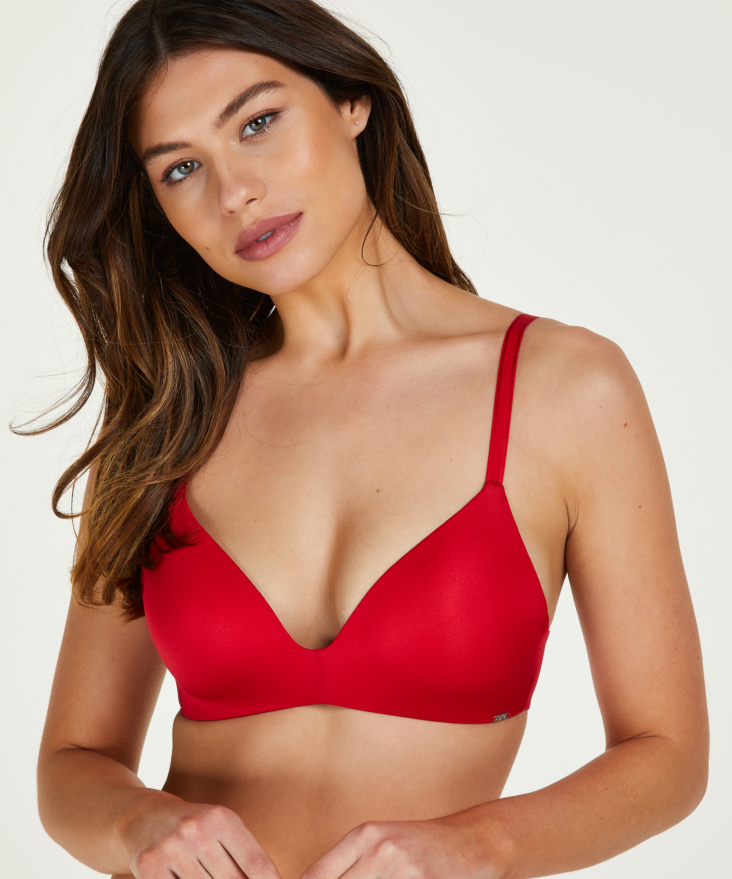Soutien-gorge sans armatures pr&eacute;form&eacute; Mona, Rouge, main