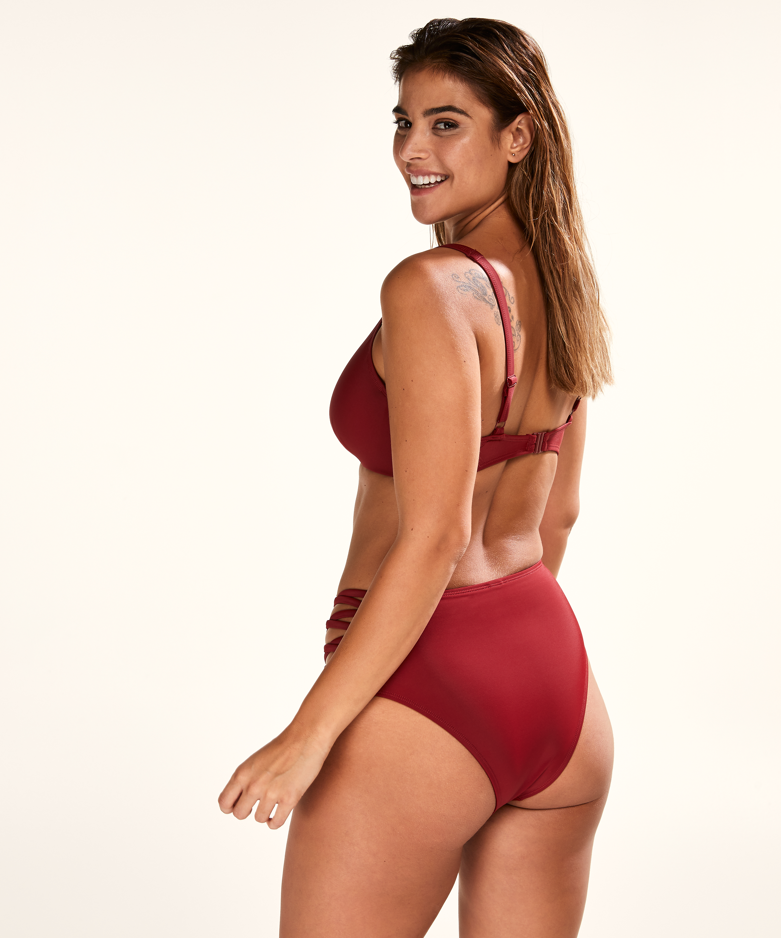 Slip de bikini taille haute Sunset Dream, Rouge, main