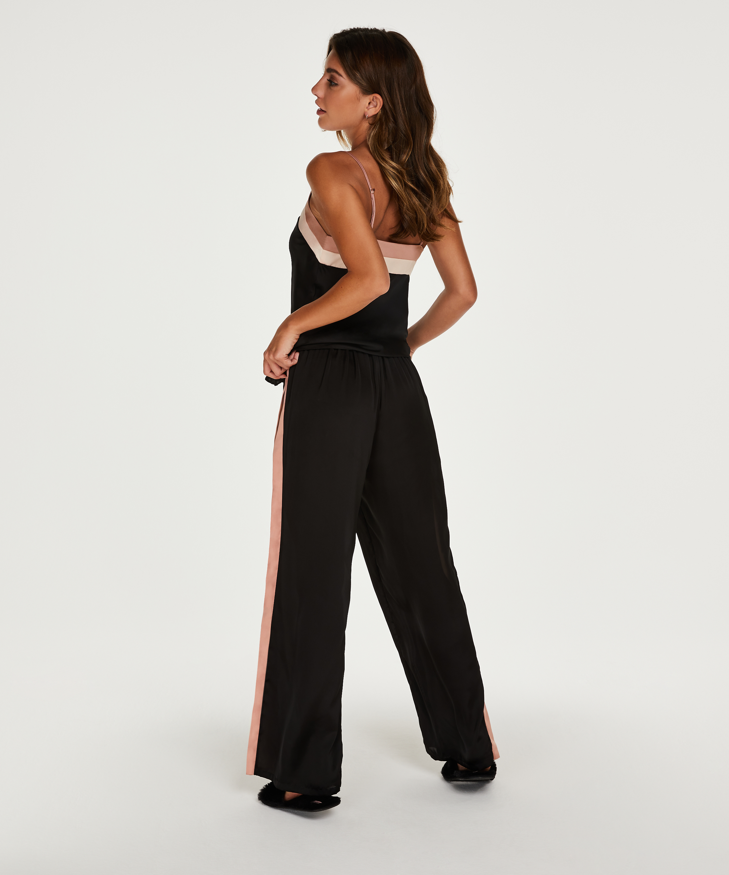 Cami top Satin Nightshade Doutzen, Zwart, main